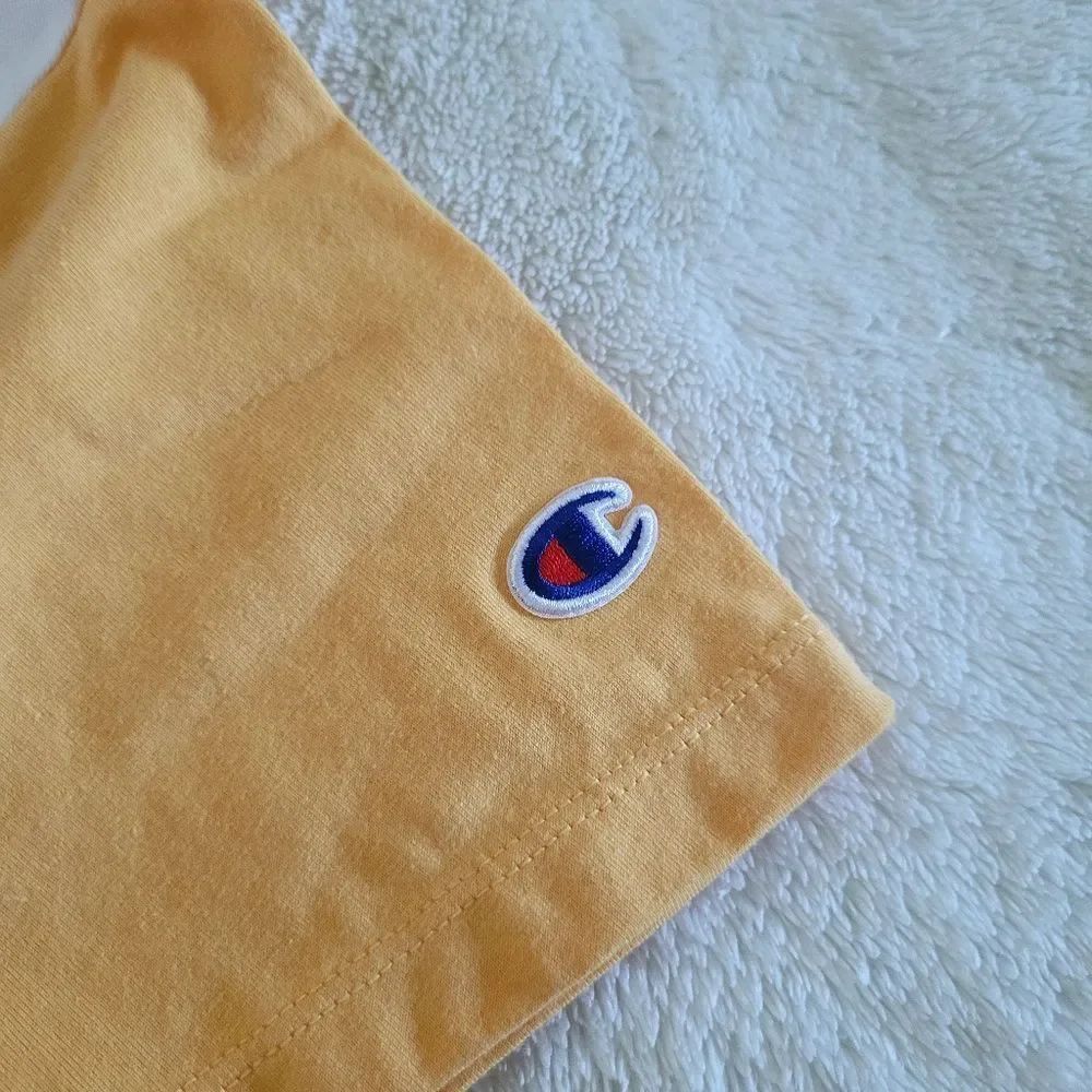 Champion🏆Cropped Color Block Tee👕 - NWT - Picture 5 of 16